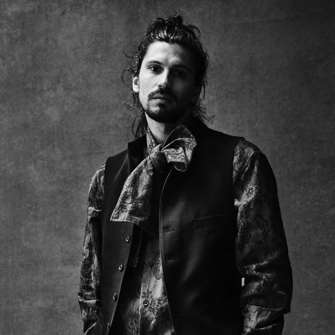 Portrait de Mikaël Acourt, concepteur-rédacteur freelance à Paris